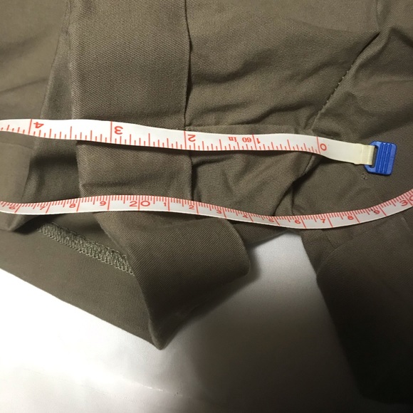 Old navy olive green shorts size 1 - Picture 5 of 5